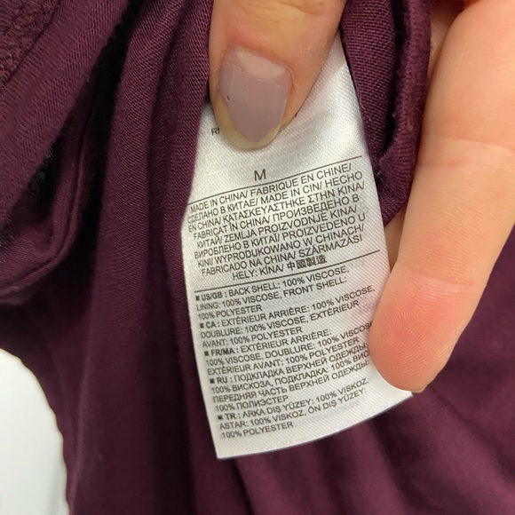 Banana republic scoop neck razor back top - Picture 6 of 6